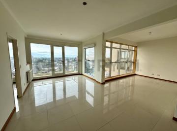 Departamento · 150m² · 4 Ambientes · 1 Cochera · Departamento de 3 Dorm. con Cochera