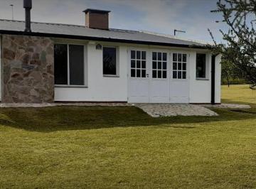 Foto · Excelente Casa con Gran Terreno. Vista Unica! U$s 125.000.