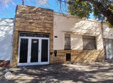 Casa · 168m² · 5 Ambientes · 1 Cochera · Casa 3 Dorm. - Maipu 3200 - España y Hospitales - Rosario | Venta