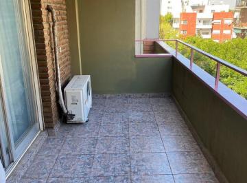 Departamento · 83m² · 4 Ambientes · 1 Cochera · Departamento 4 Amb - Balcón - Cochera - Baulera - en Floresta
