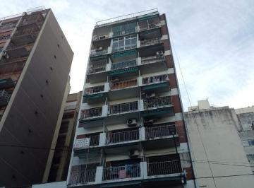Departamento · 46m² · 2 Ambientes · Alquiler Depto de 2 Ambientes Al Frente de La Estacion de Ramos Mejia Norte