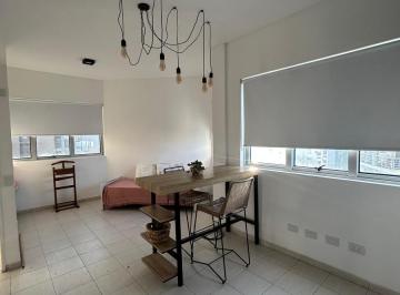 Departamento · 40m² · 1 Ambiente · Departamento en Alquiler con Muebles. 47 y 4. Excelente Ubicación!