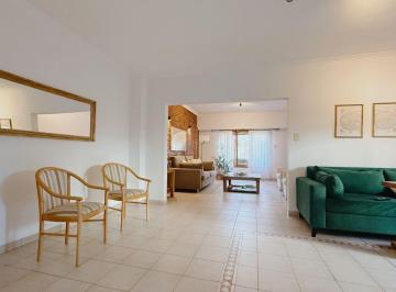 Casa de 3 ambientes, Bahía Blanca · Casa en Venta Mas de 5 Ambientes Centrica
