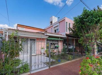 Casa de 4 ambientes, Córdoba · Casa en Alquiler - 3 Dorm. - Barrio Alto Verde - Patio C//pileta!