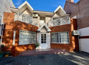 PH · 59m² · 3 Ambientes · 1 Cochera · PH en Quilmes