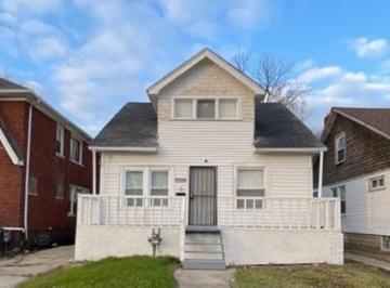 Casa · 107m² · 5 Ambientes · 2 Cocheras · Casa en Detroit Para Inversión