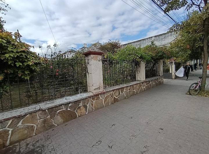 Casa · 355m² · 4 Ambientes · 2 Cocheras