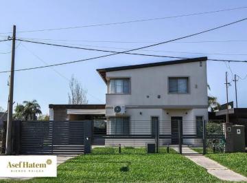 Casa · 160m² · 5 Ambientes · 3 Cocheras · Casa en Tierra de Sueños 2