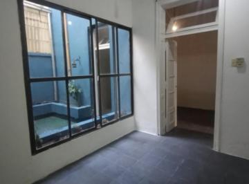 PH · 120m² · 5 Ambientes · PH de 5 Ambientes con Patio y Amplios Espacios - Excelente Ubicacion en San Cristobal