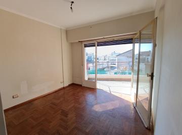 Departamento · 38m² · 2 Ambientes · Departamento 2 Ambientes C/ Balcón Al Frente, Patio y Terraza. Apto Credito! Venta - Ezpeleta