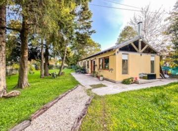 Casa · 130m² · 4 Ambientes · 3 Cocheras · Casa en Venta en San Patricio