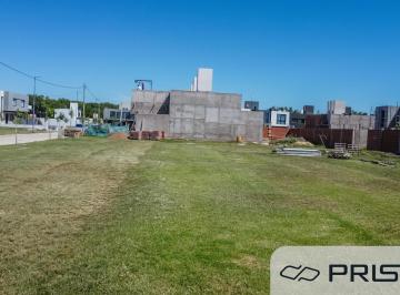 Bodega-Galpón · 430m² · Lote - 430 m² - Mansos del Sur