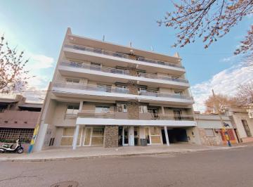 Departamento · 45m² · 2 Ambientes · 1 Cochera · Brown 2944 - Departamento de 1 Dormitorio con Cochera en Alquiler - Pichincha, Rosario