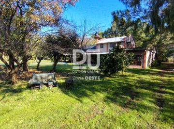 Casa · 398m² · 5 Ambientes · 2 Cocheras · Casa Quinta en Barrio San Fermín - Rodríguez