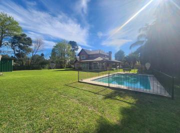 Quinta vacacional · 230m² · 6 Ambientes · 6 Cocheras · Casa Quinta en Venta en El Remanso, Exaltación de La Cruz, G. B. a. Zona Norte