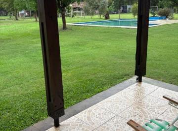 Quinta vacacional · 2000m² · 3 Ambientes · Casa Quinta
