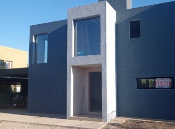 Casa de 7 ambientes, Río Ceballos · Oportunidad! Venta Casa en Villa Catalina, Etapa Construcción