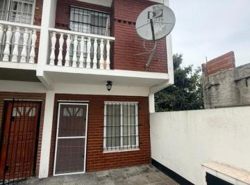Casa · 75m² · 5 Ambientes · 1 Cochera · Duplex en Venta en Santa Teresita