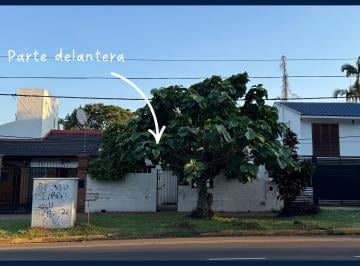 Casa de 3 ambientes, Posadas · Venta de Propiedad Casa a Reciclar o Demoler Sobre Av