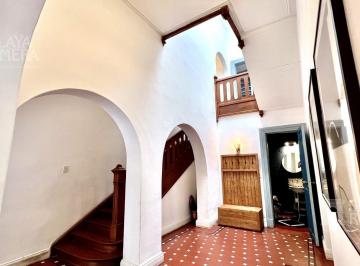 Casa · 304m² · 7 Ambientes · 1 Cochera · Alquiler de Casa/oficina 7 Ambientes – Casco Histórico de San Isidro