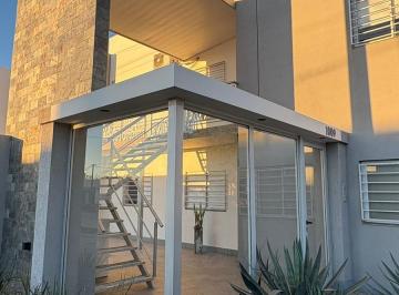 PH · 65m² · 3 Ambientes · 1 Cochera · PH en Barrio La Cañada