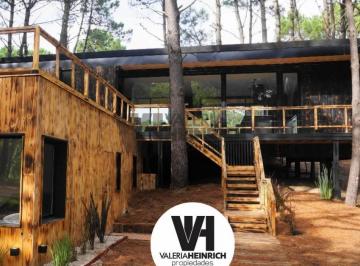 Casa · 168m² · 4 Ambientes · 2 Cocheras · Alquiler Villa Robles Villarobles a 19 Km de Pinamar Barrio Cerrado Playa