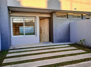 Casa · 124m² · 4 Ambientes · 1 Cochera · Venta Duplex a Estrenar