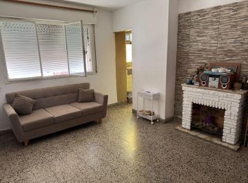 Departamento · 43m² · 2 Ambientes · Av Pedro de Mendoza 1700. Departamento de 2 Ambientes. Apto Crédito. La Boca.