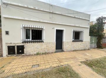 Casa · 137m² · 6 Ambientes · Alquiler Casa 6 Ambientes Lomas de Zamora Jardin