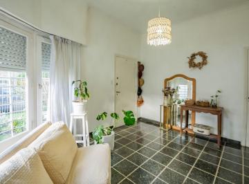 Casa · 250m² · 5 Ambientes · 2 Cocheras · Casa en Venta Merlo Centro/ Apto Credito!