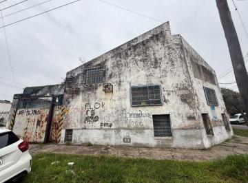 Depósito · 360m² · Venta Galpón en Esquina Quilmes 450 m