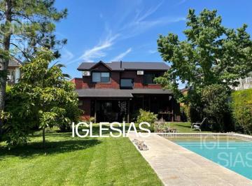 Casa · 220m² · 6 Ambientes · 2 Cocheras · Casa en Alquiler 4 Dorm. Rincon de Milberg Barrio Rincón de La Costa