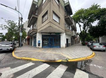 PH · 35m² · 4 Ambientes · 1 Cochera · Venta en Bloque - PH de 4 Amb con Local y Garage