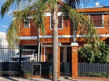 Casa · 182m² · 5 Ambientes · 2 Cocheras · Casa 5 Amb en Venta en Palomar Oportunidad