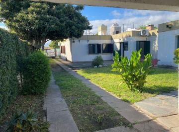Casa · 156m² · 6 Ambientes · 3 Cocheras · Casa Venta 4 Dorm. Chateau Cordoba