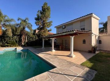 Casa · 356m² · 8 Ambientes · Apto Hipotecario Casa 4 Dorm Vill Belgrano Pileta
