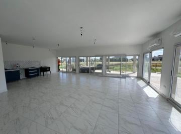 Casa · 250m² · 4 Ambientes · 2 Cocheras · Casa 4 Ambientes con Fondo a Laguna La Alameda