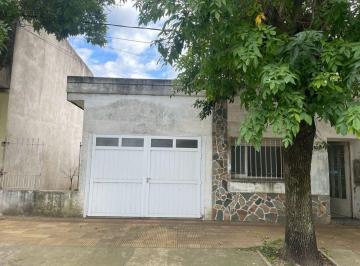 Casa · 92m² · 2 Ambientes · 1 Cochera · Casa en Venta en El Socorro