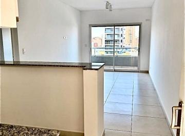 Departamento · 45m² · 2 Ambientes · 1 Cochera · Venta Depto 2 Amb Frente Al Bingo San Martin