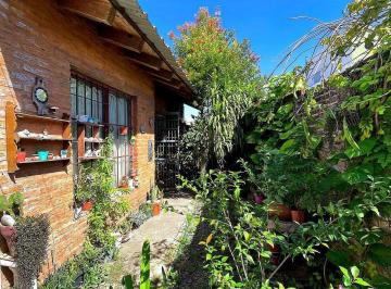 PH · 133m² · 4 Ambientes · Venta PH Multifamiliar con Jardin - San Martin
