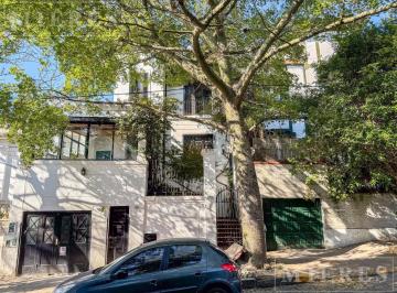 Casa · 220m² · 6 Ambientes · Amplia Casa en Alquiler en Casco Histórico de San Isidro.