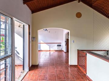 Departamento · 59m² · 3 Ambientes · Venta/ Permuta. Departamento Pasillo de 2 Dorm. con Terraza Exclusiva. Refinerías - Rosario.