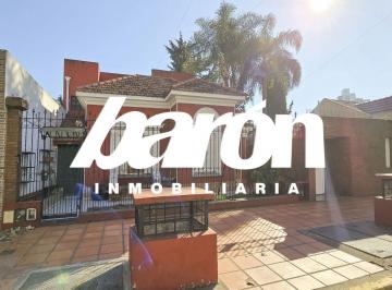 IBN-IBN-1080_2 · Venta - Casa 7 Amb - Garibaldi 181 - Lomas de Zamora