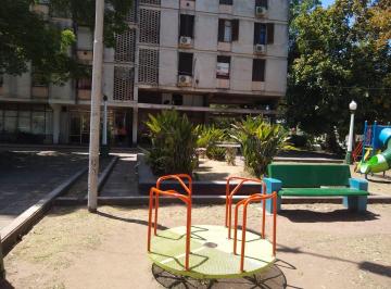 Departamento de 4 ambientes, Lomas de Zamora · Departamento de 4 Ambientes en Complejo, Sixto Fernandez y Av Frias.