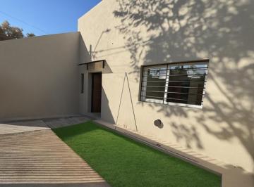 Casa de 3 ambientes, Morón · Casa en Castelar Sur Venta.