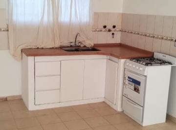 Casa · 120m² · 3 Ambientes · 2 Cocheras · Venta - Duplex Apto Credito de Dos Dorm. - Patio