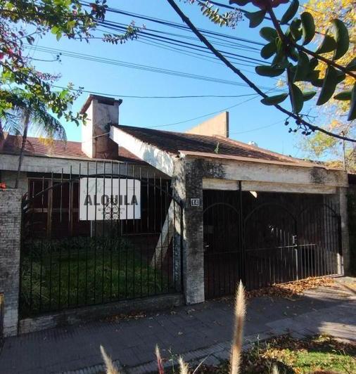 Casa · 162m² · 4 Ambientes · 2 Cocheras