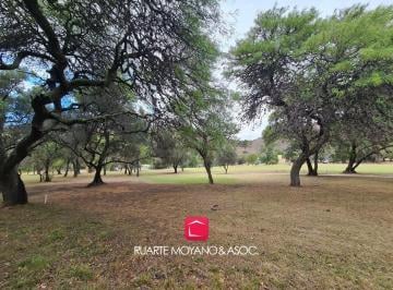 Terreno · 1795m² · Lote Sobre Golf | Hoyo 4 | Potrerillo de Larreta | 1975 m²