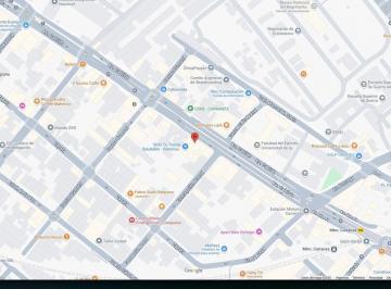 Garage · 12m² · Cochera en Av Cabildo Amplia Todo Tipo de Auto Camioneta