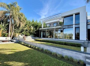 Casa · 412m² · 5 Ambientes · 3 Cocheras · Casa en Alquiler en El Yacht, - Oportunidad - Al Rio C/ Ascensor Nordelta, Tigre